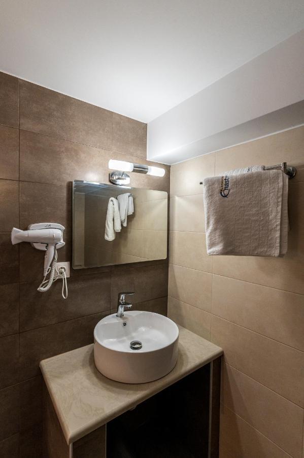 Enastron Apartments Сития Экстерьер фото